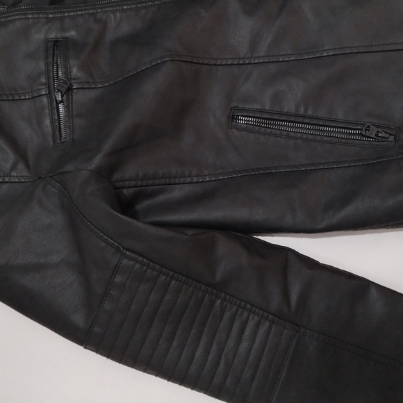 Men's Levi Leather Biker Jacket - Picture 6 of 10